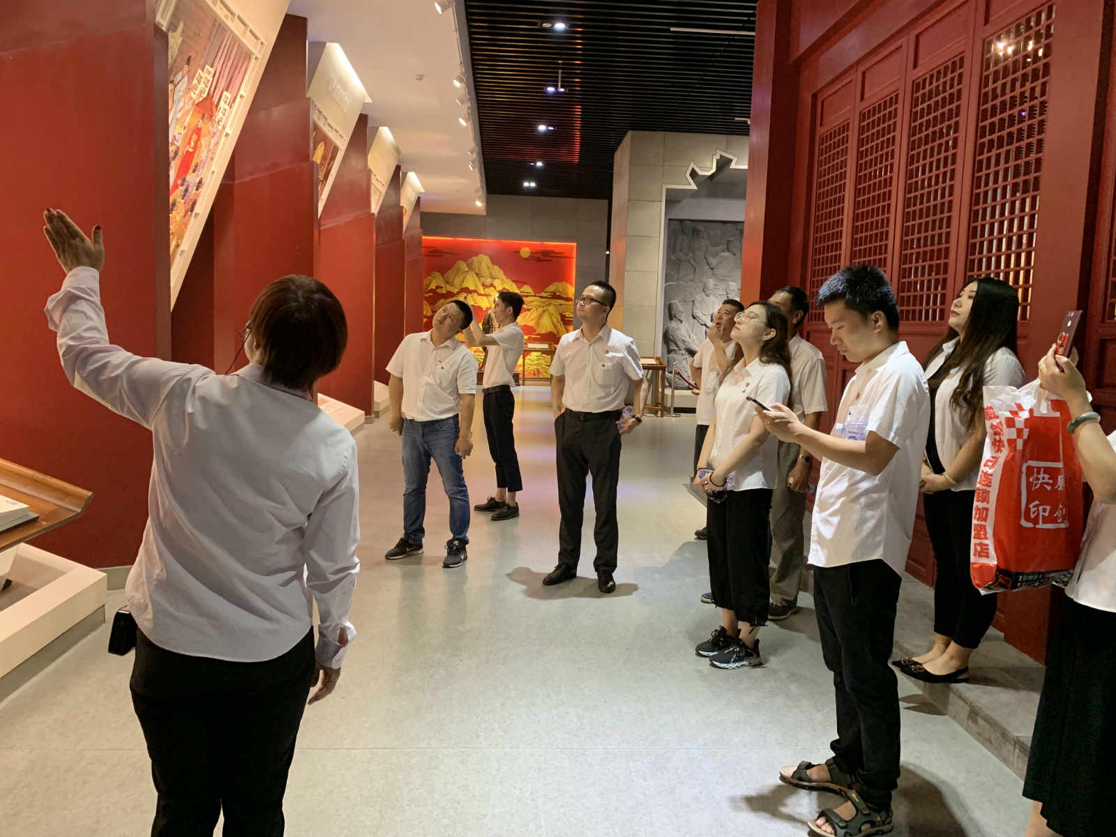 尊时凯龙·(中国区)人生就是搏!
